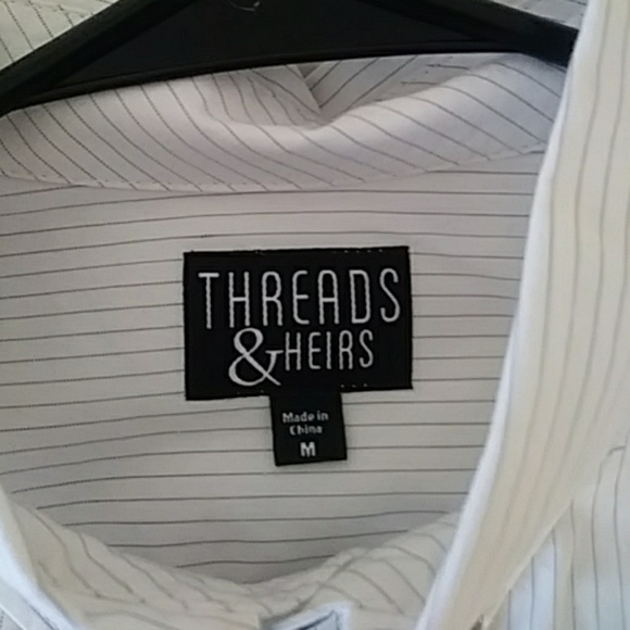 NWT Young mens button down shirt - Picture 3 of 7